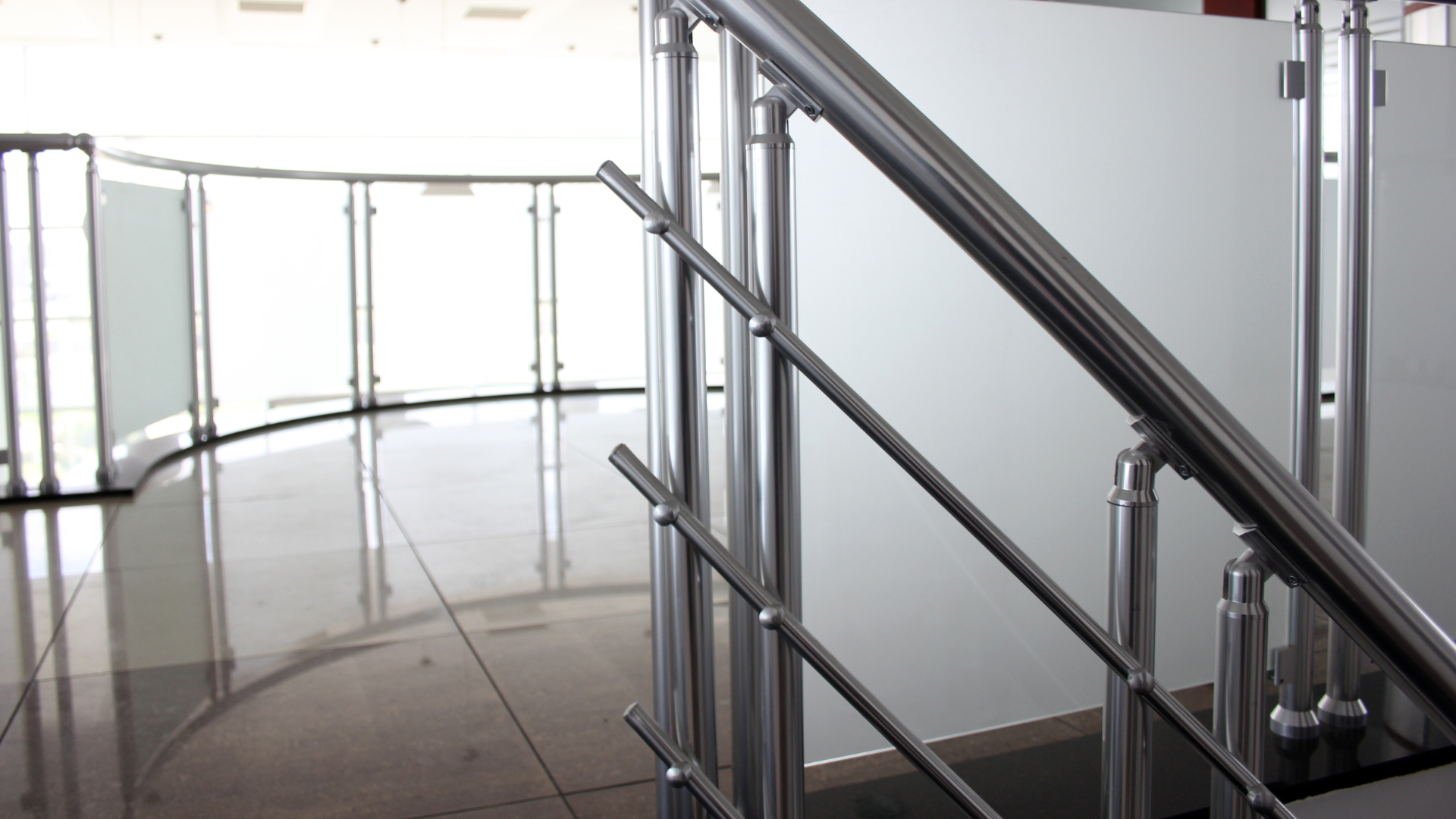 Aluminum & Glass Railing